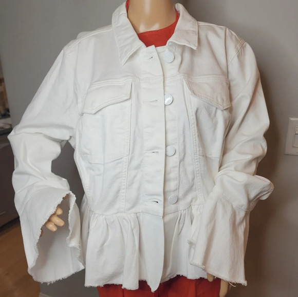 NWT Lane Bryant White Denim Jacket Peplum Hem Flare Sleeve Button Front Sz 22 3X - Picture 10 of 16